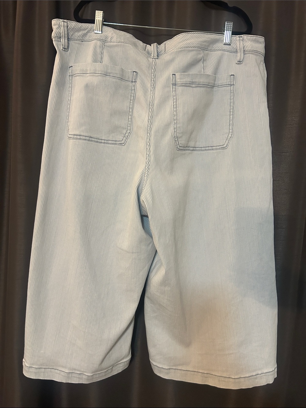 Lane Bryant Light Blue Pinstripe Flat Front Men's Shorts - Picture 3 of 4